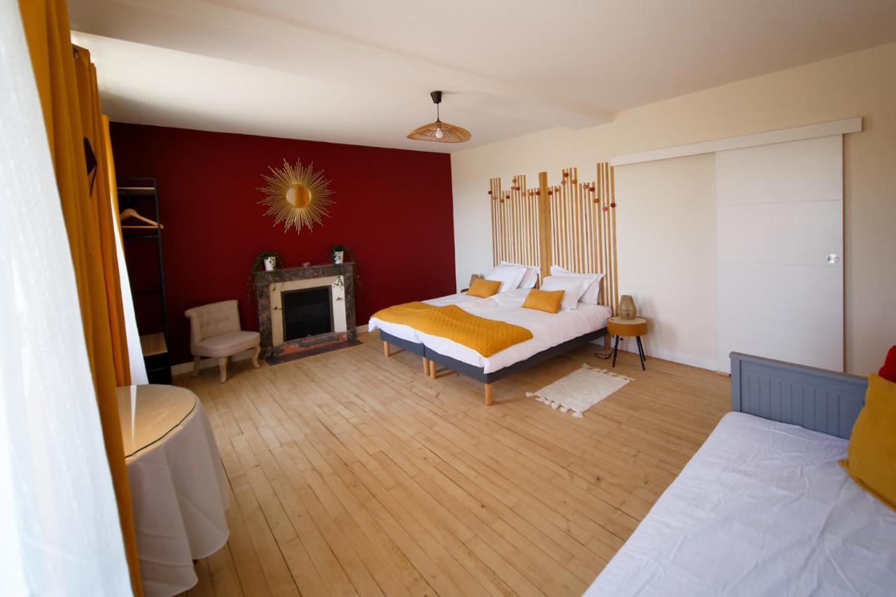 Les Chambres De La Vallee Argentonnay Eksteriør billede