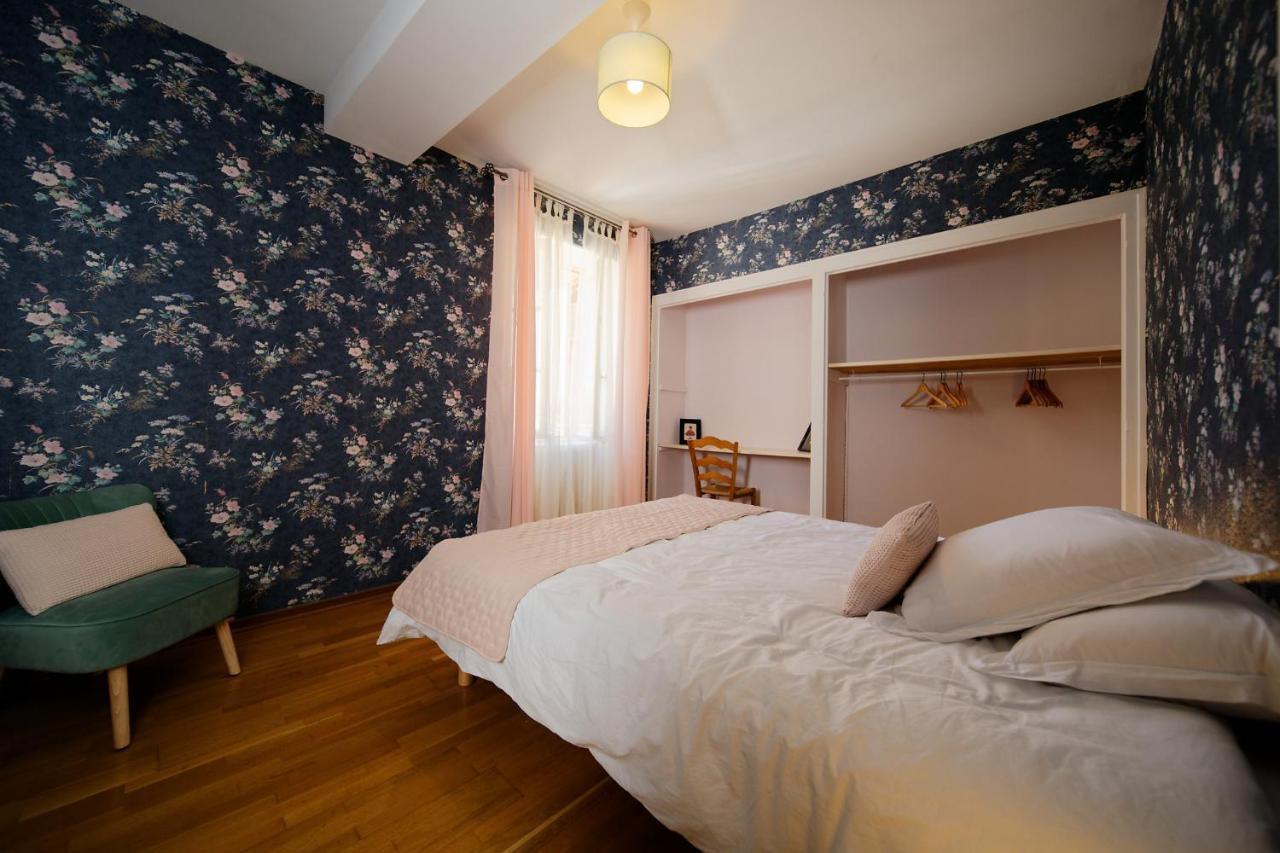 Les Chambres De La Vallee Argentonnay Eksteriør billede